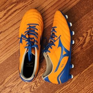 Mizuno Cleats